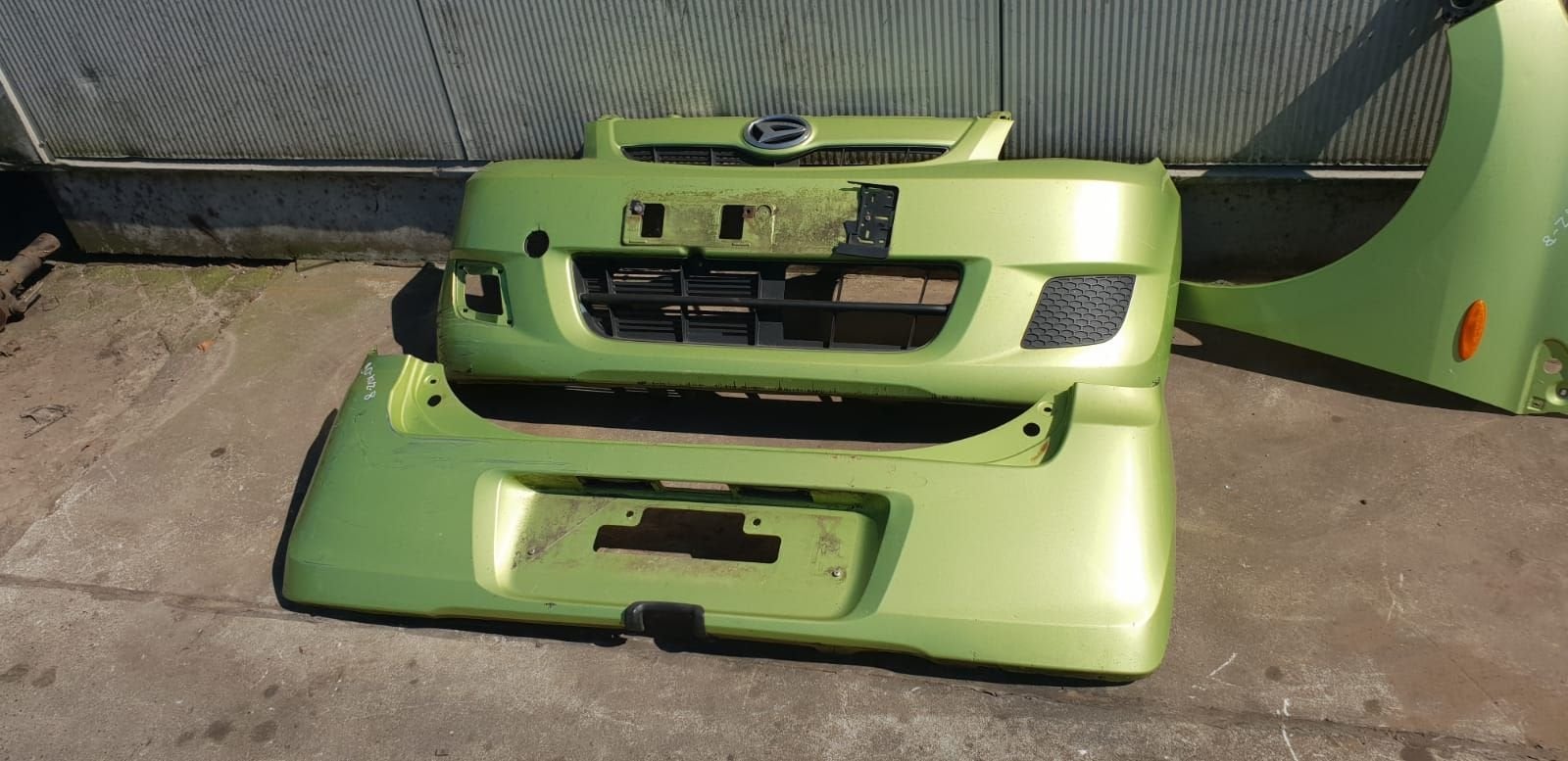 DAIHATSU CUORE VOORBUMPER +ACHTERBUMPER BJ 2008, Gebruikt, -, Voor, -