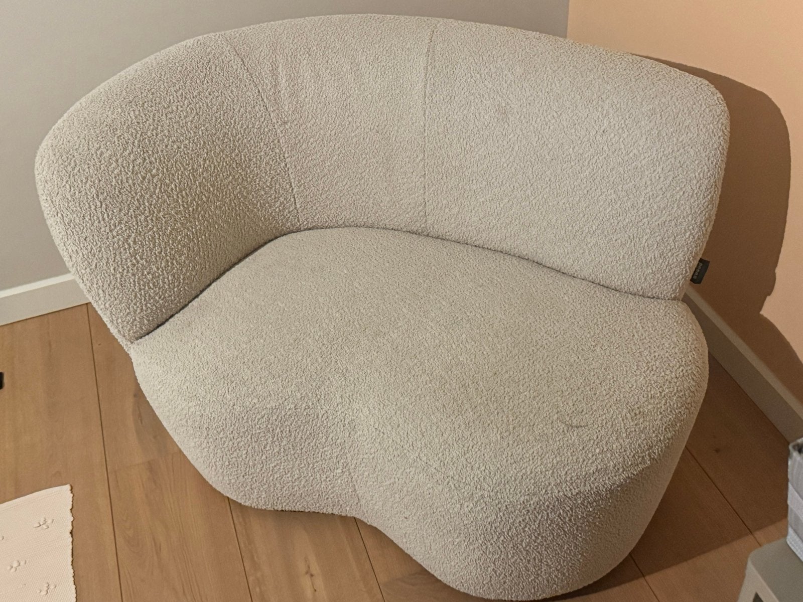 Moderne Bouclé Fauteuil - Crème Wit Wood karwei, Huis en Inrichting, Ophalen, Gebruikt, Minder dan 75 cm, 100 tot 125 cm