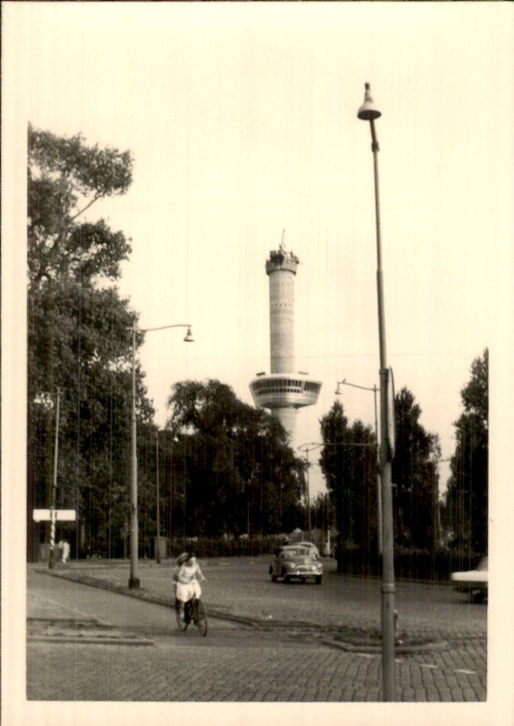 Rotterdam - Euromast - Straatzicht, Ophalen of Verzenden, 1960 tot 1980, Ongelopen, Zuid-Holland