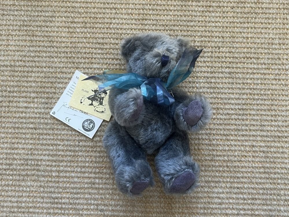 Canterbury Bears teddybeer "The Mob" blauw / grijs, Verzamelen, Beren en Cherished Teddies, Ophalen of Verzenden, Gebruikt, Stoffen beer