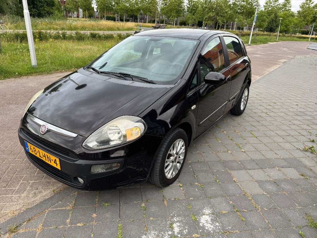 Fiat Punto 1.4 5DR/Stuur/AIRCO/Carplay/starten&rijden