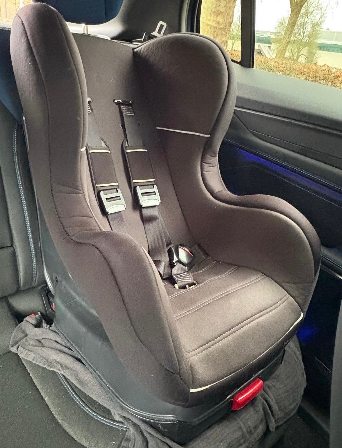 Autostoel Isofix 9-18 kg met ligstand en 5-puntsgordel, Gebruikt, Verstelbare rugleuning, 9 t/m 18 kg, Isofix