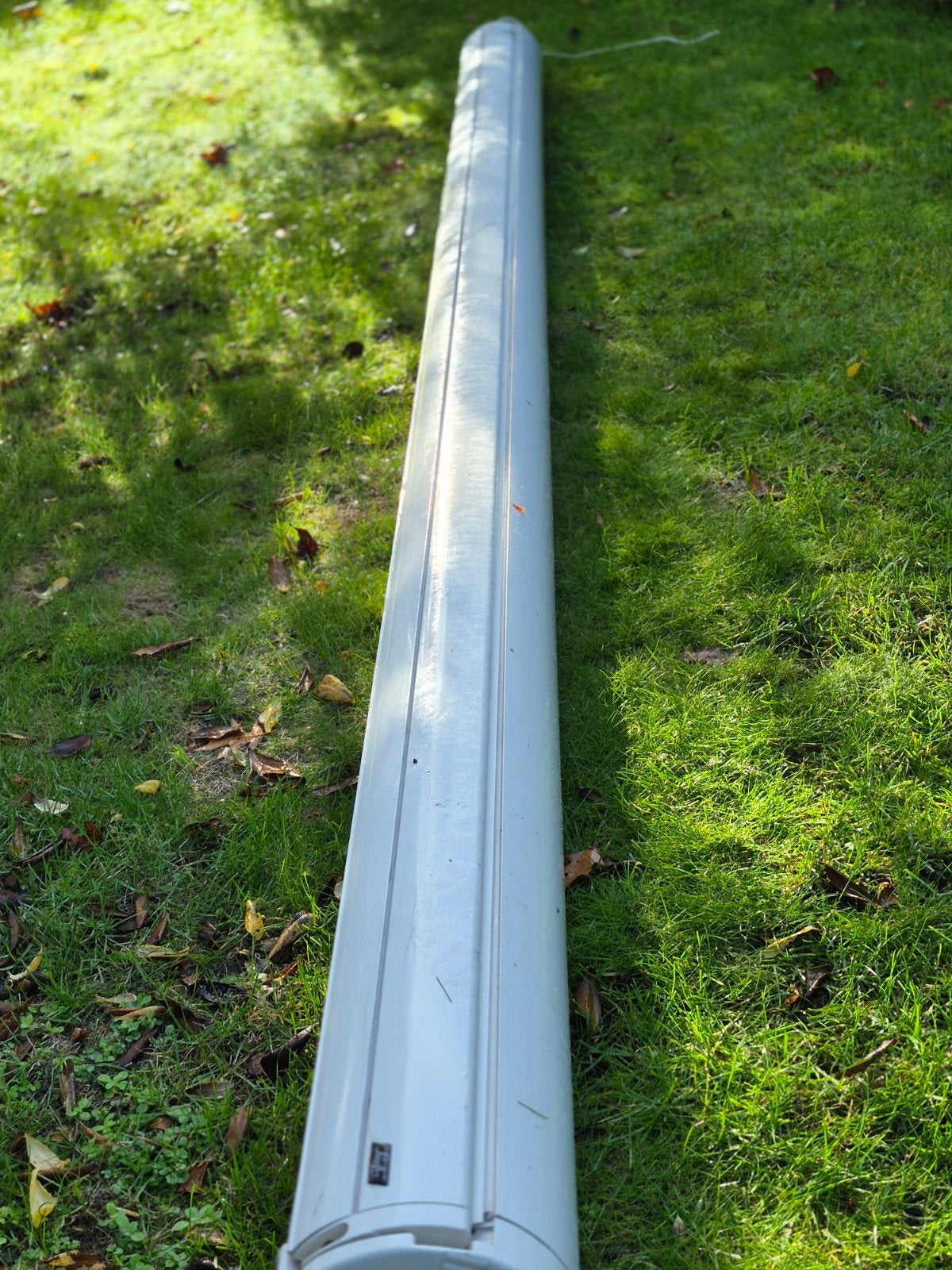 Zonnescherm 3.94m breed, 3m uitval, Bordeaux rood, Somfy, Tuin en Terras, Ophalen, Gebruikt, Elektrisch, 250 cm tot 450 cm