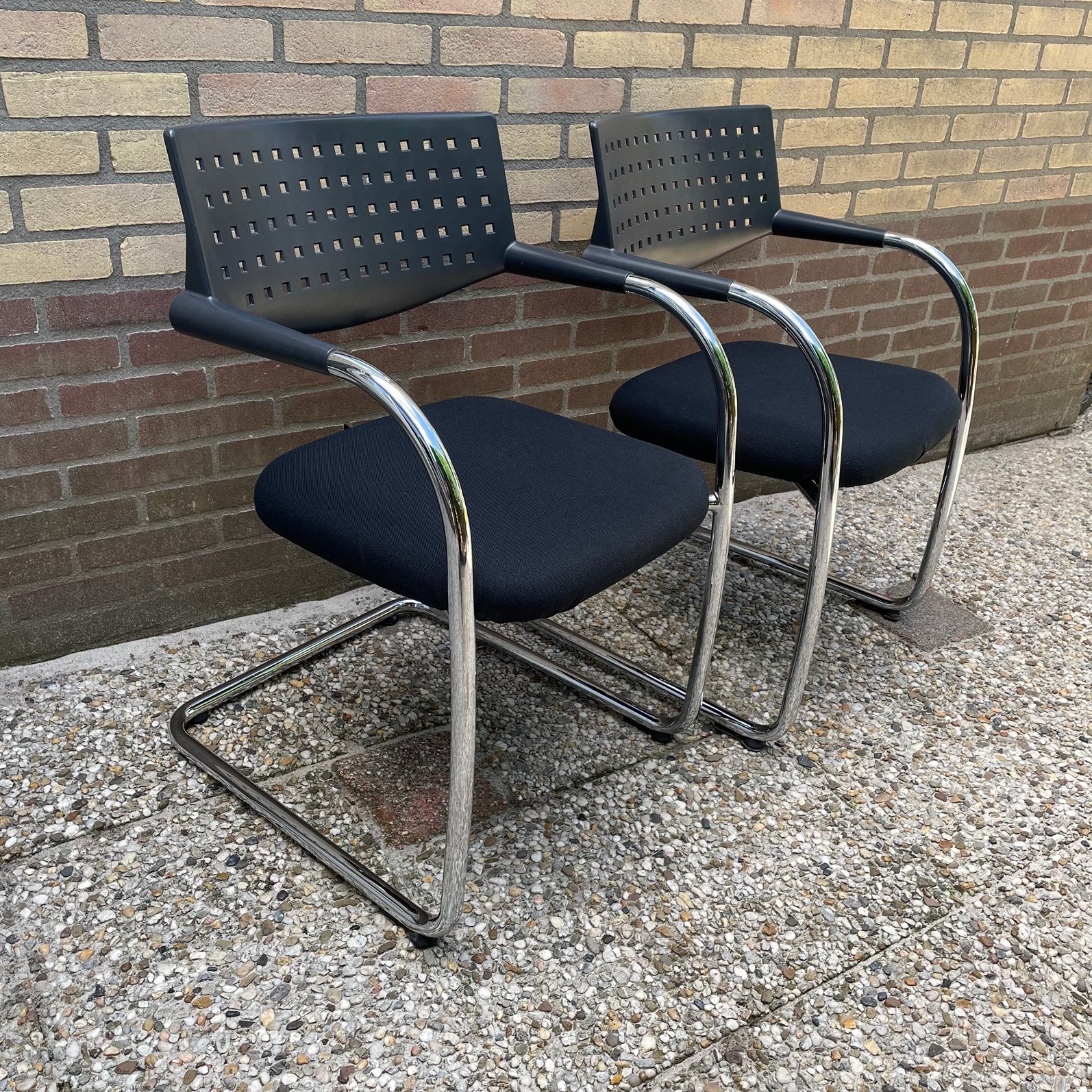 Vitra Visavis kantoorstoelen set van 2, Ophalen, Twee, Zwart, Zo goed als nieuw