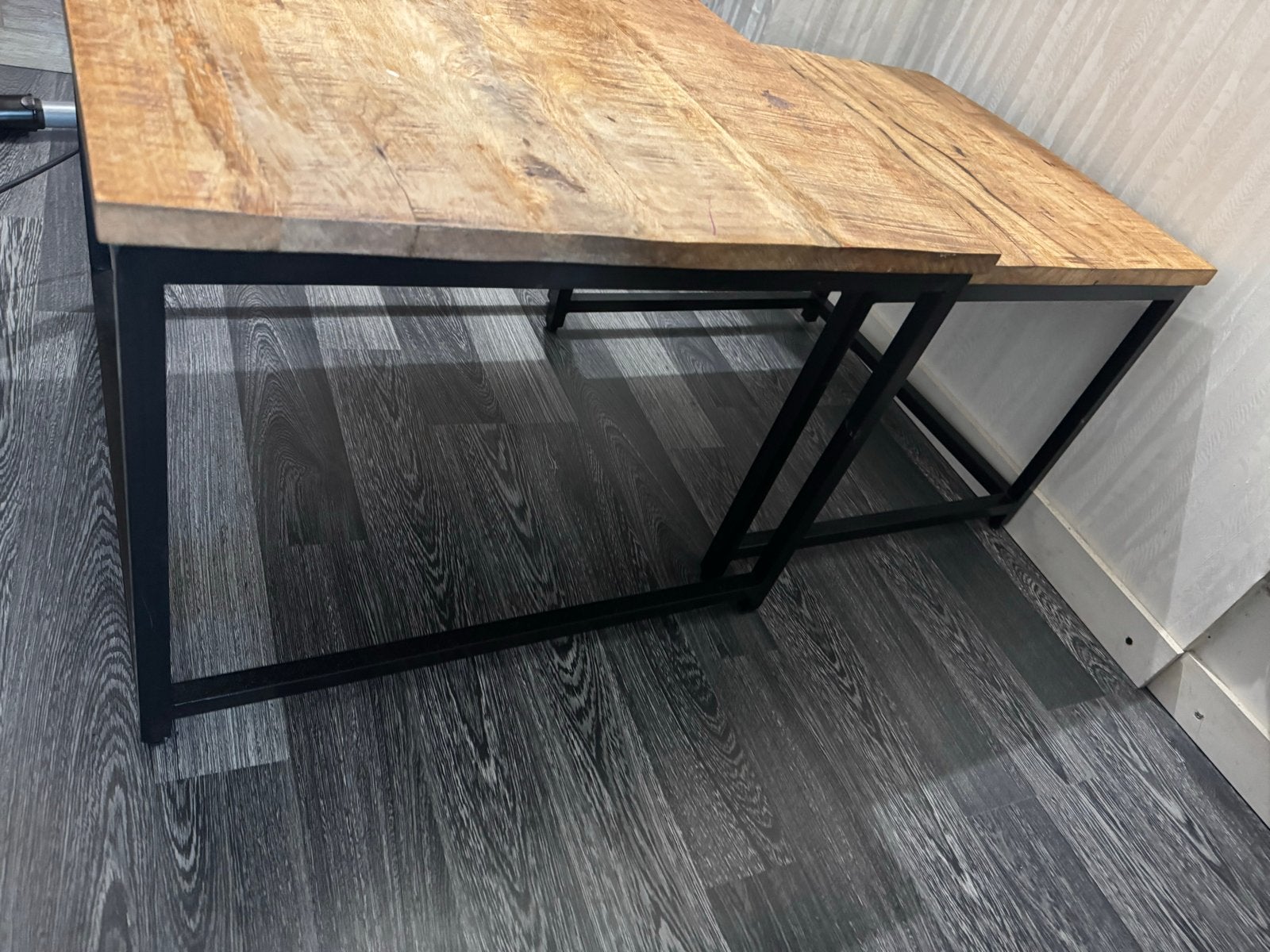Set van 2 salontafels/bijzettafels - Industrieel design, Verzenden, Vierkant, 50 tot 100 cm, Zo goed als nieuw