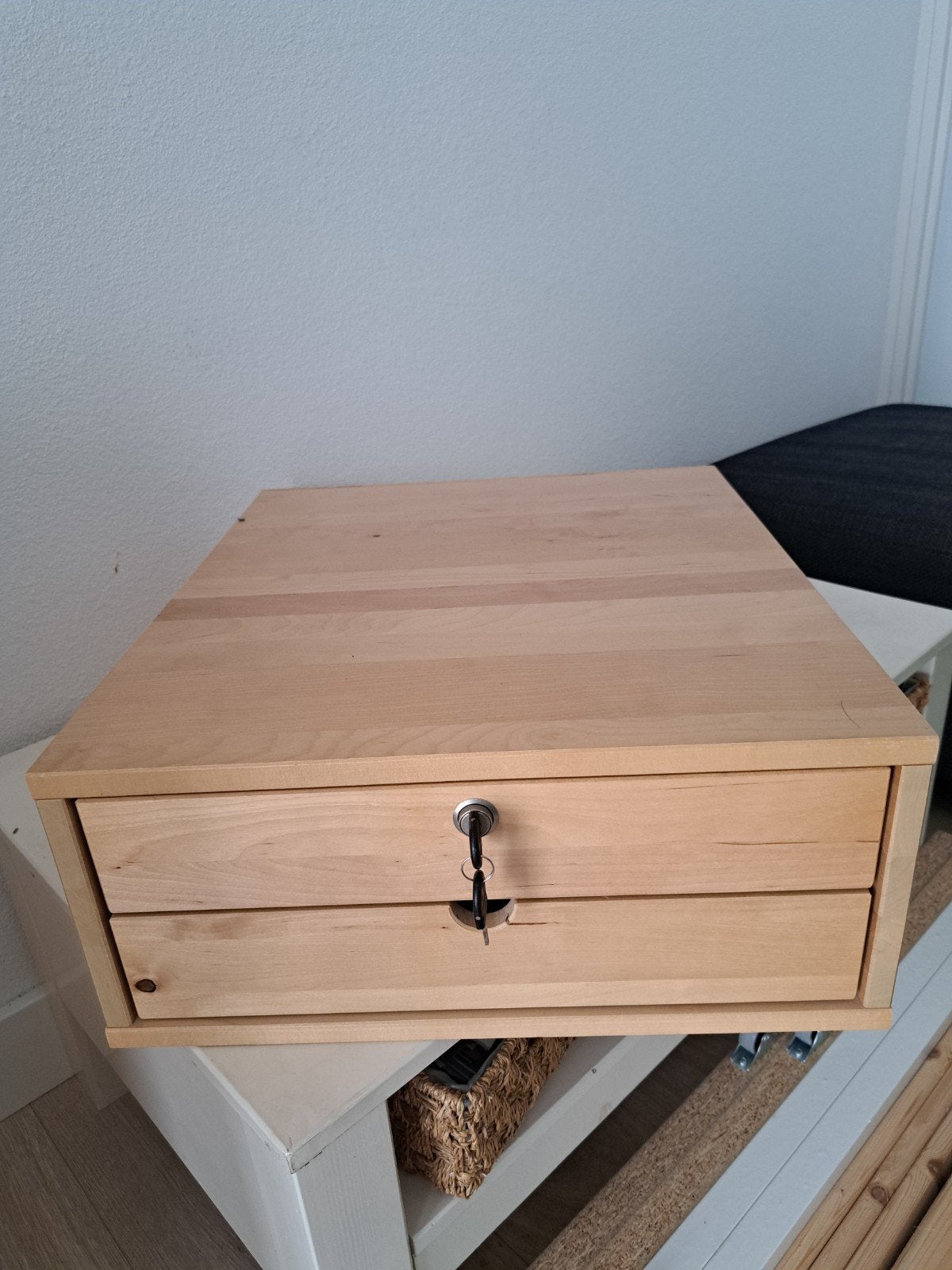 Houten ladekastje met slot - perfect voor kleine spullen, Ophalen, Gebruikt, 1 of 2 laden, Modern, praktisch
