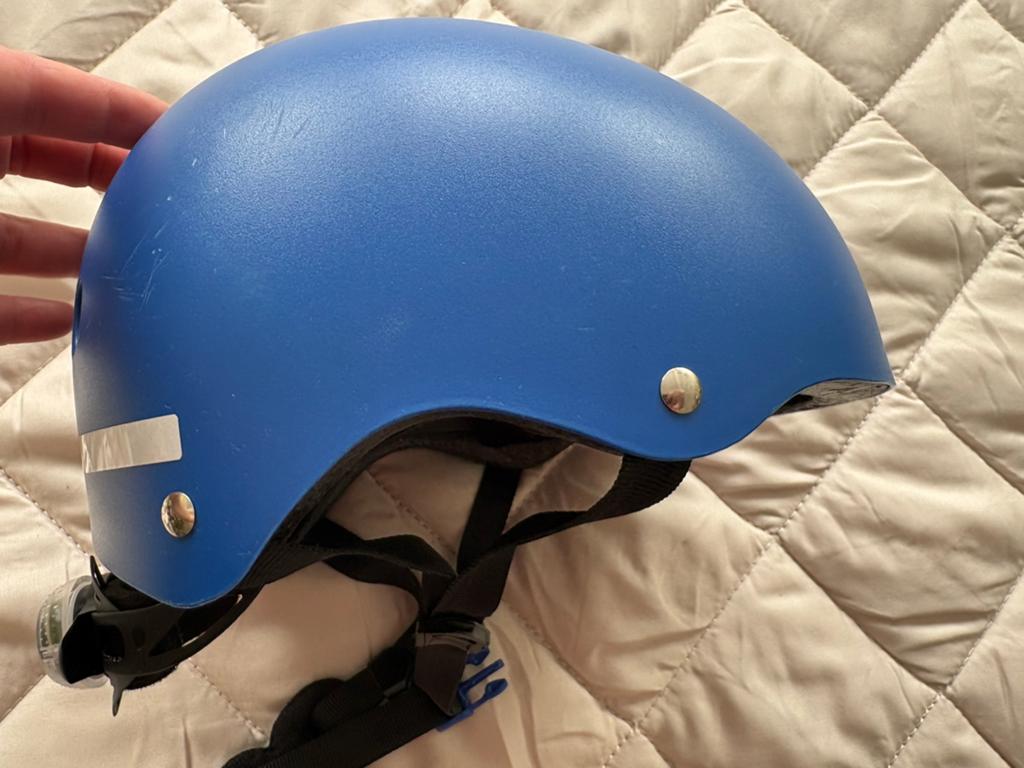 Crivit Kinderfietshelm met LED-licht en Lupilu regenbroek, Ophalen, Gebruikt, Overige maten, Jongen of Meisje