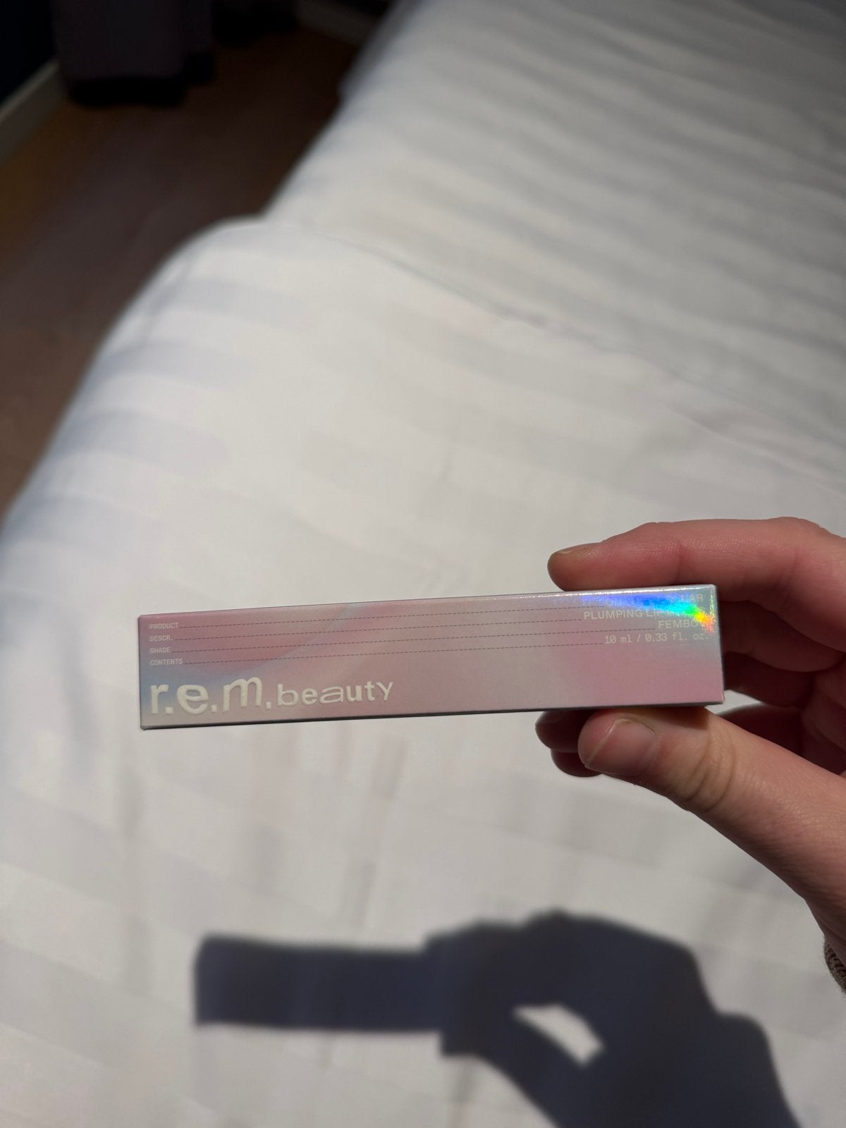 Ariana Grande REM Beauty Lipgloss Fembot, Lippen, Nieuw, Ophalen of Verzenden, Make-up