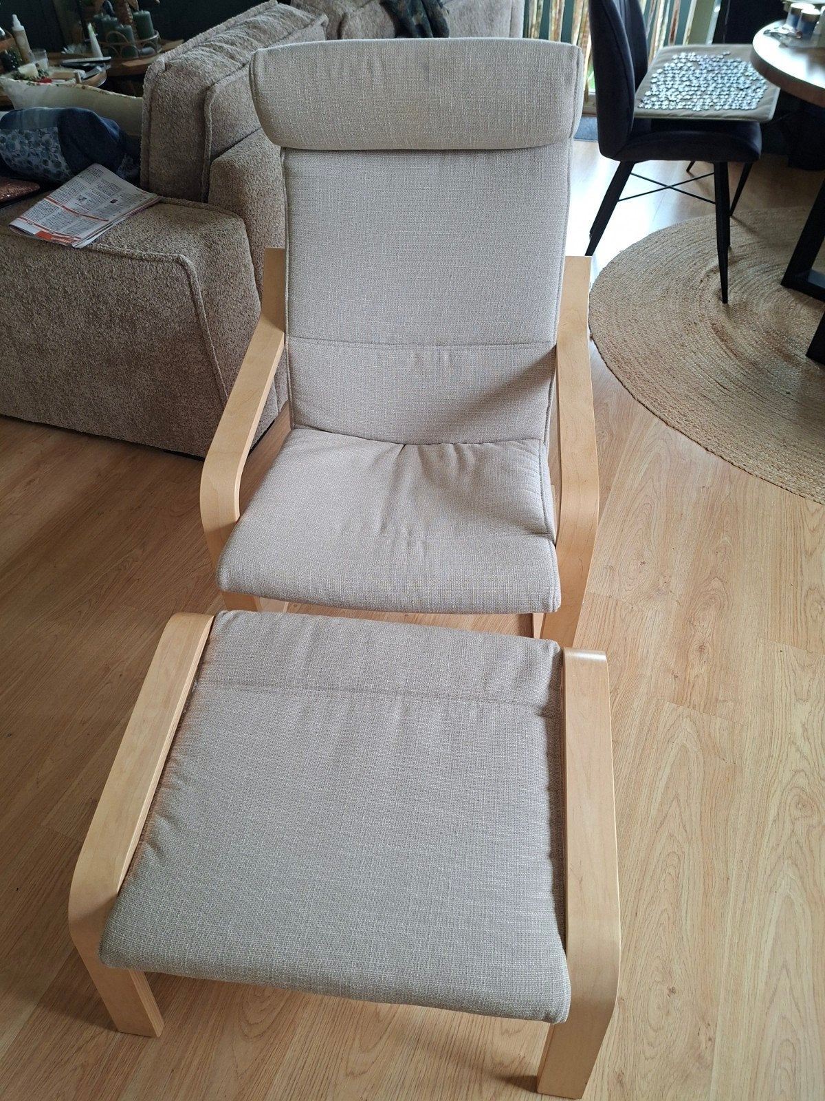 Stoel met voetenbank, Huis en Inrichting, Fauteuils, Ophalen, Zo goed als nieuw, 50 tot 75 cm
