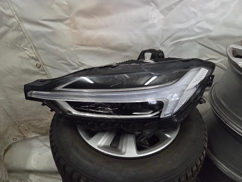 Koplamp Volvo XC60, Ophalen, Gebruikt, Volvo