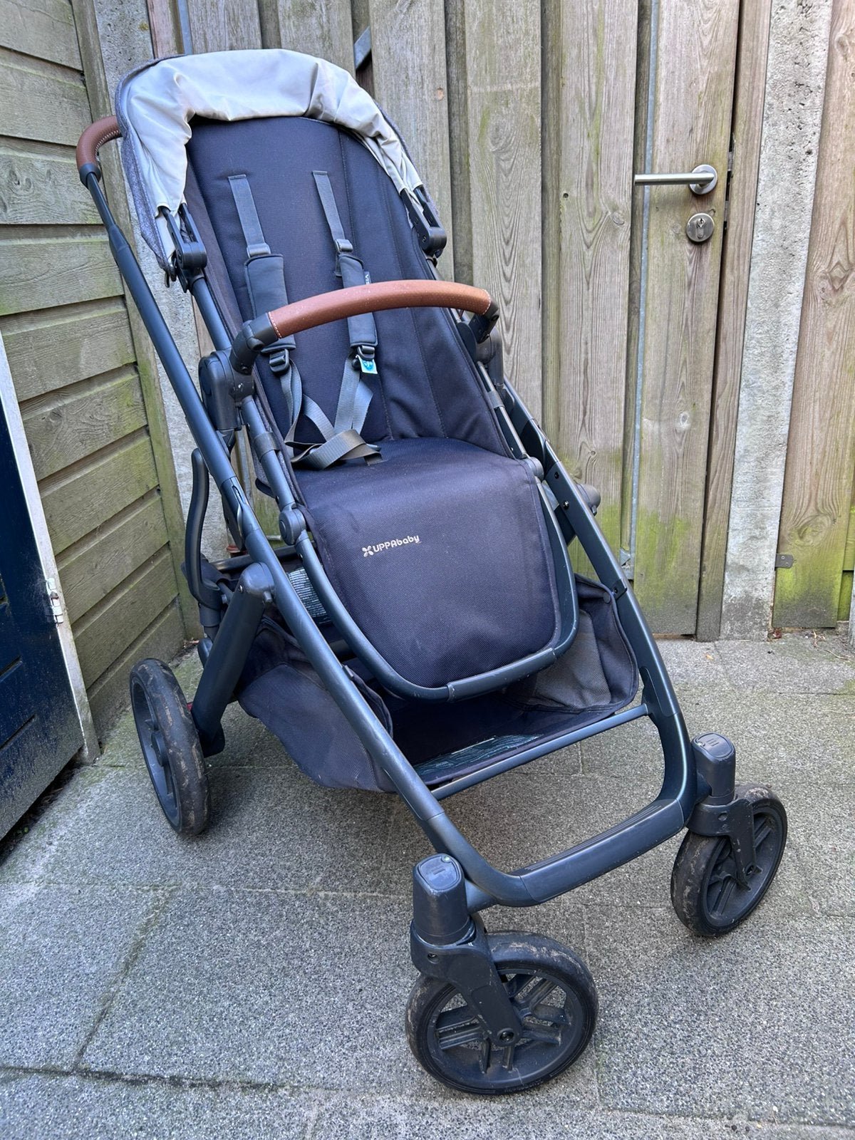 Uppababy Vista V2 3 in 1 kinderwagen, Gebruikt, Duowagen, Combiwagen, Ophalen
