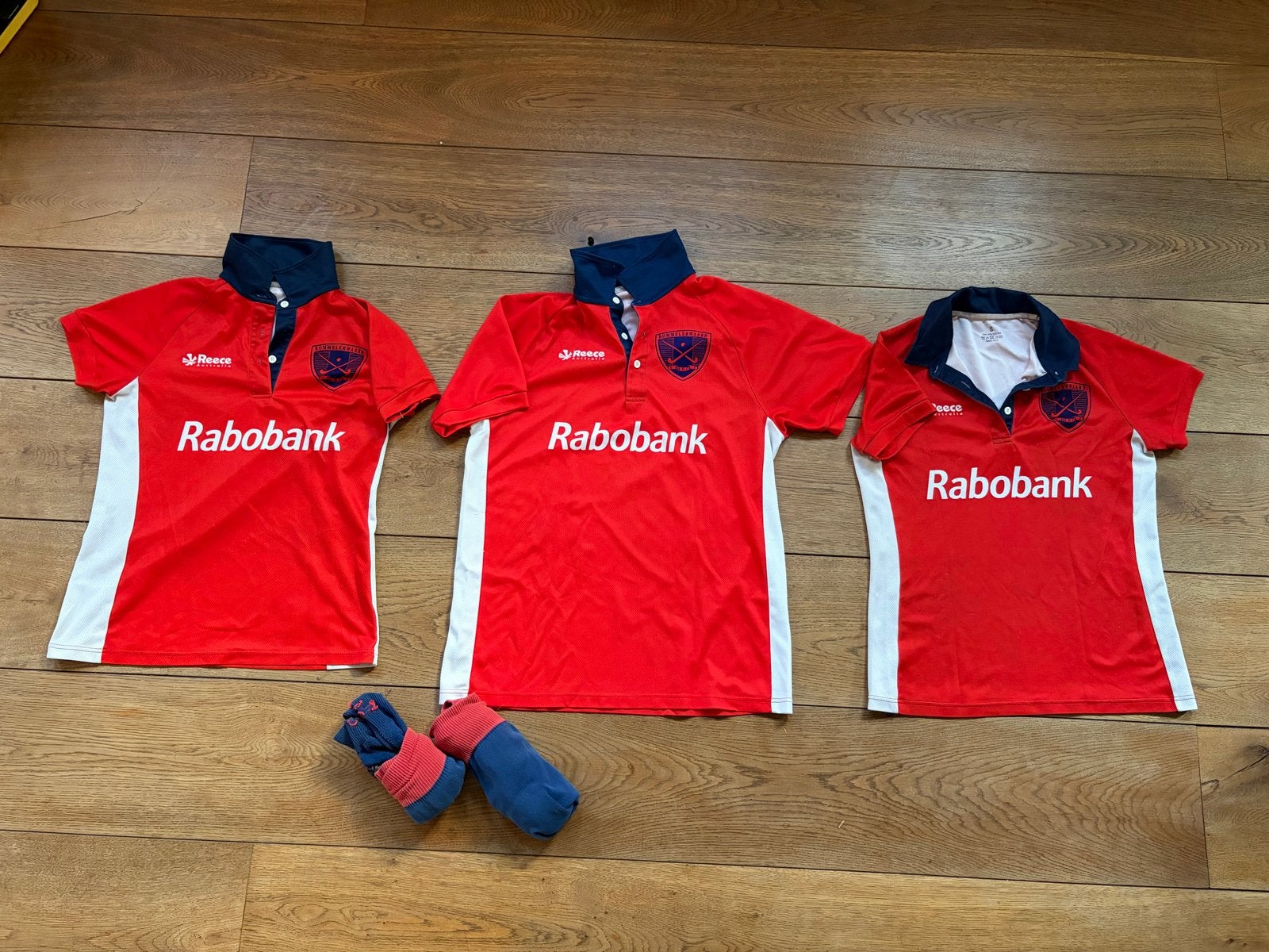 Hockeykleding MHC Bommelerwaard: shirts, broeken, vest, Meerkleurig, Overige typen, Ophalen of Verzenden, Maat 36 (S)