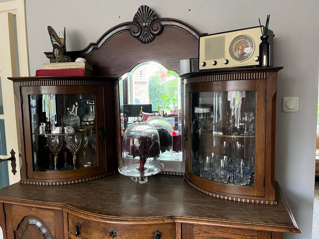 Antieke eiken kast Queen Ann style, Ophalen