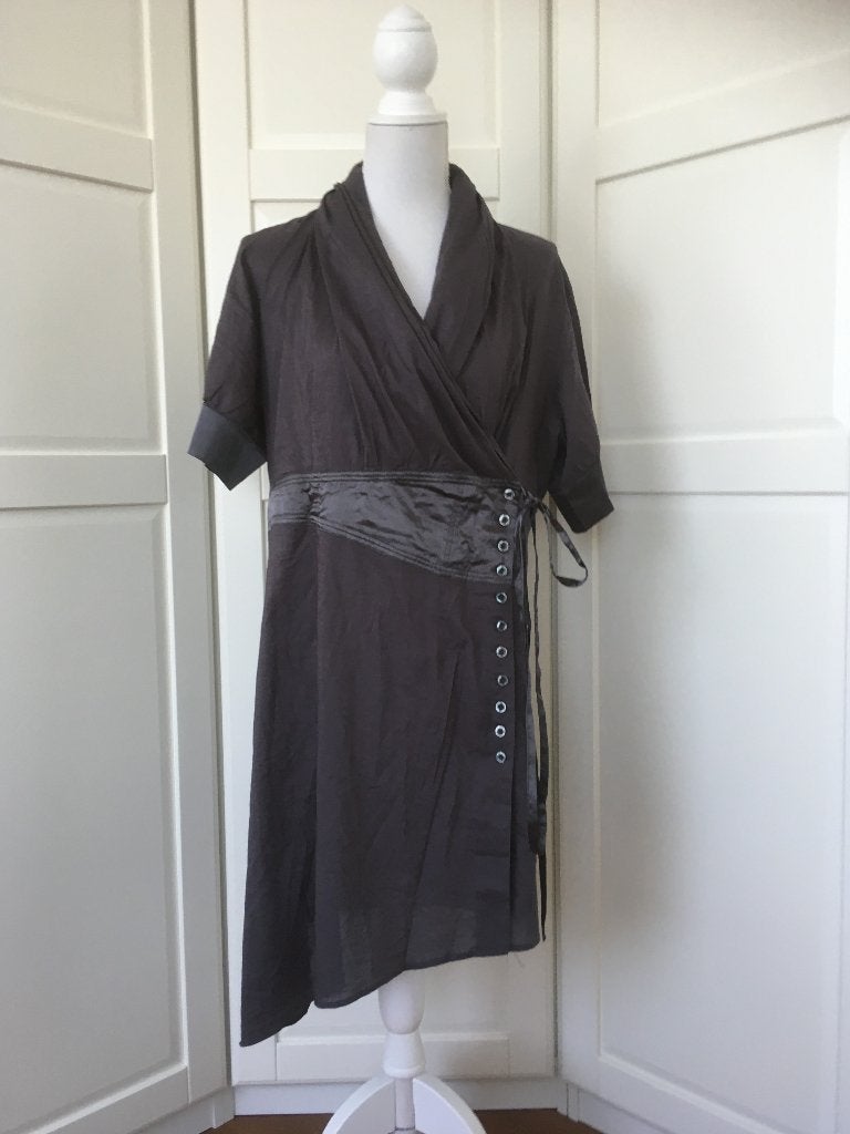 SPS Superstar nieuwe grijze luchtige blouse jurk, maat 44 L, Kleding | Dames, Jurken, Maat 42/44 (L), Nieuw, Ophalen of Verzenden