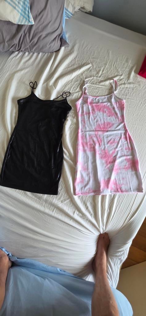 Set van 2 zomerjurkjes: zwart en roze/wit maat S, Kleding | Dames, Ophalen of Verzenden, Zo goed als nieuw, Roze, Boven de knie