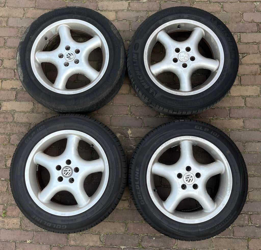 4 gebruikte lichtmetalen velgen voor o.a. VW Golf 4, Auto-onderdelen, Banden en Velgen, Velg(en), 16 inch, Zomerbanden, 205 mm