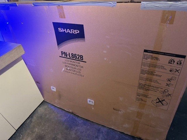 86inch profesional LCD monitor Sharp PN-L862B, Ophalen, Nieuw in verpakking, Overige typen