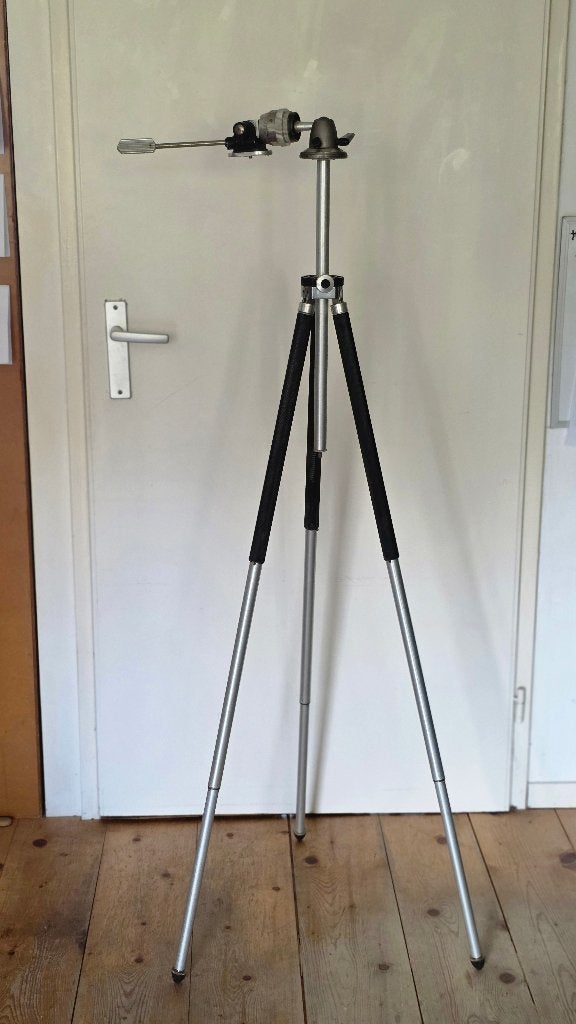 statief (merk Schiansky), Audio, Tv en Foto, Fotografie | Statieven en Balhoofden, Ophalen of Verzenden, Gebruikt, 175 cm of meer