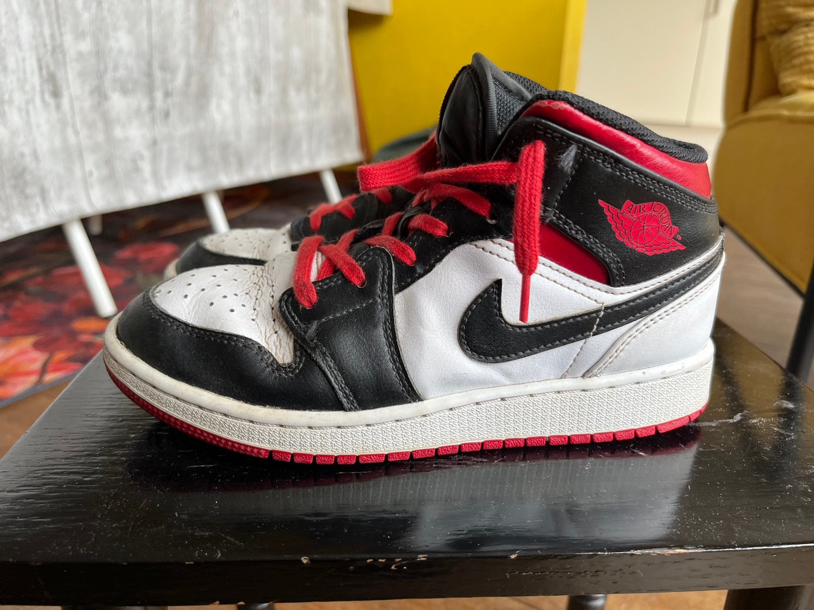 Nike Air Jordan 1 mid GS, Ophalen, Overige kleuren, Sneakers of Gympen, Gedragen