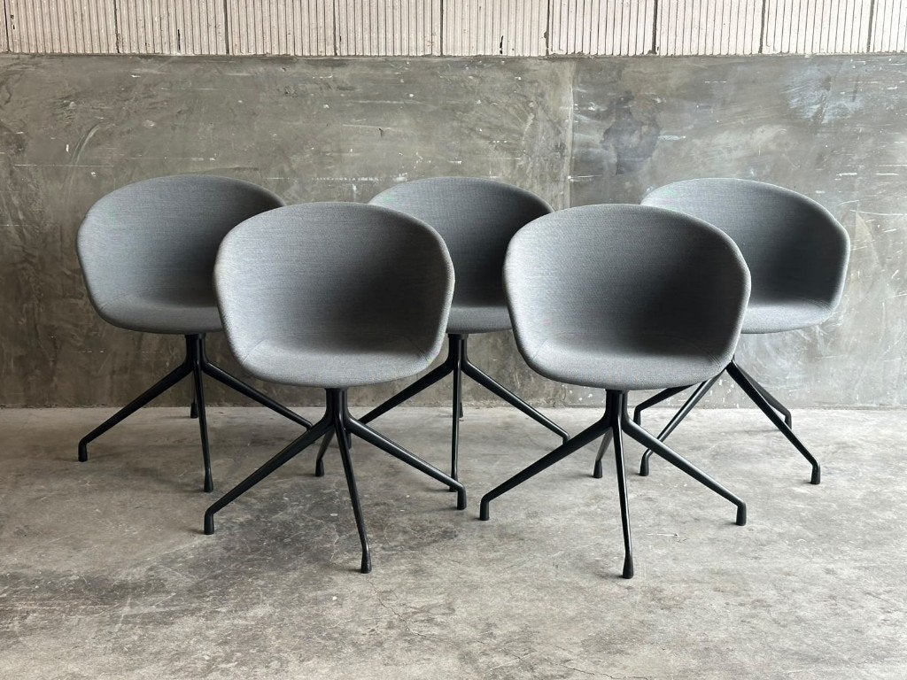 Set van 5 grijze kuipstoelen, draaibaar, stijl AAC, Scandinavisch design, Gebruikt, -, -