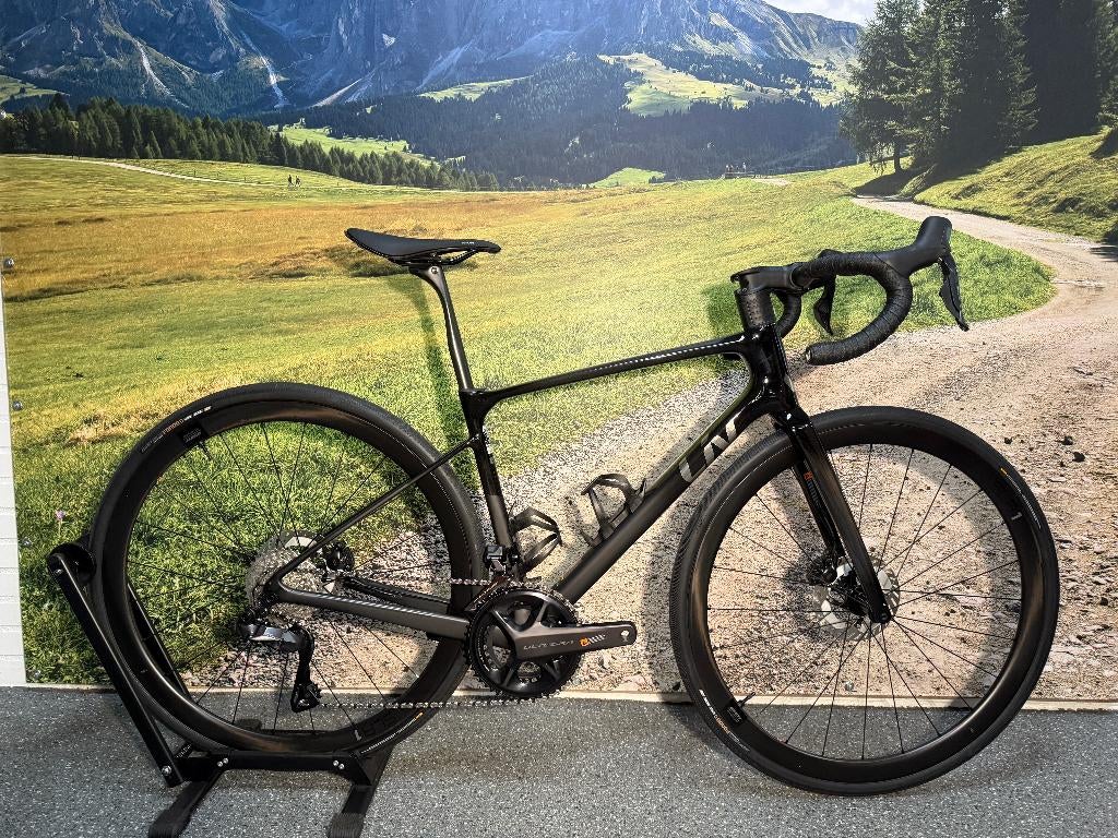 SALE LIV Avail Advanced Pro 0 M Ultegra DI2 €6399,-/€4399,-, Ophalen, 28 inch, Carbon, Nieuw