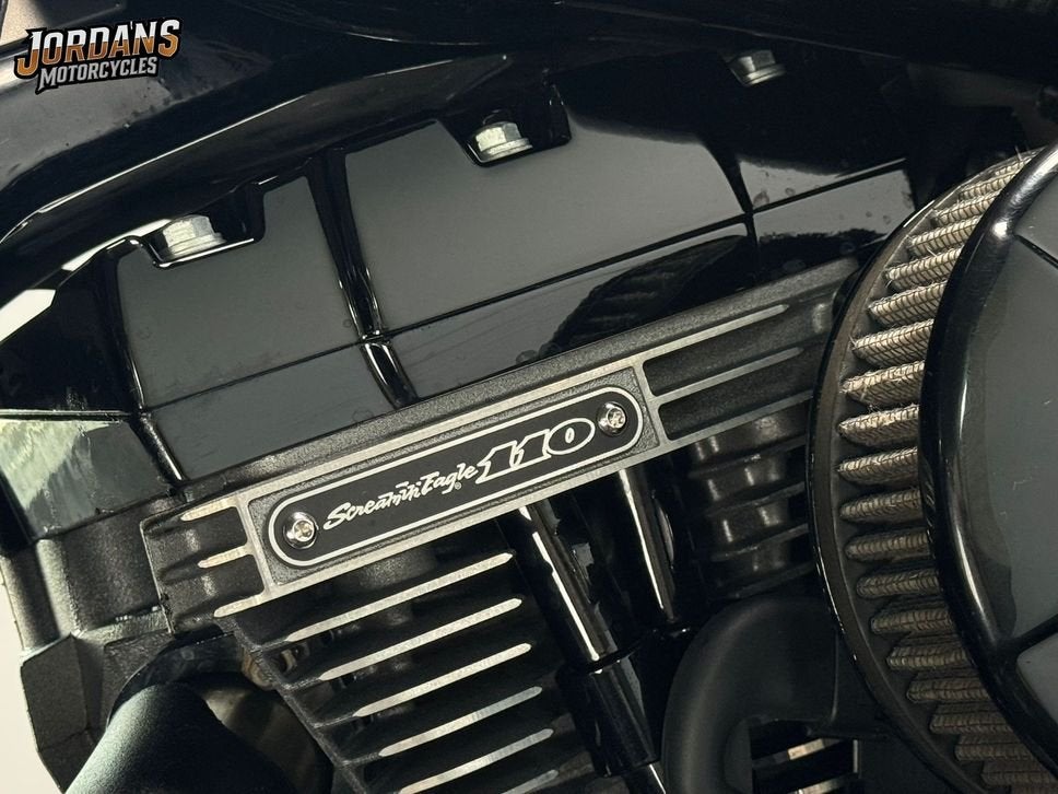 HARLEY-DAVIDSON LIMITED CVO STREET GLIDE 110CI (bj 2014), 2 cilinders, 1690 cc, HARLEY-DAVIDSON, Bedrijf
