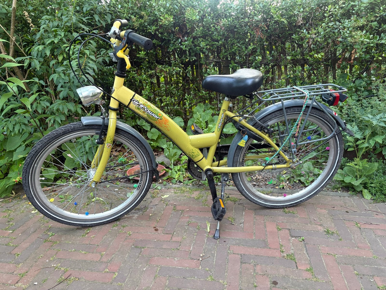 Alpina Kinderfiets 22 inch - Geel, Ophalen, Gebruikt, Terugtraprem, 20 inch of meer