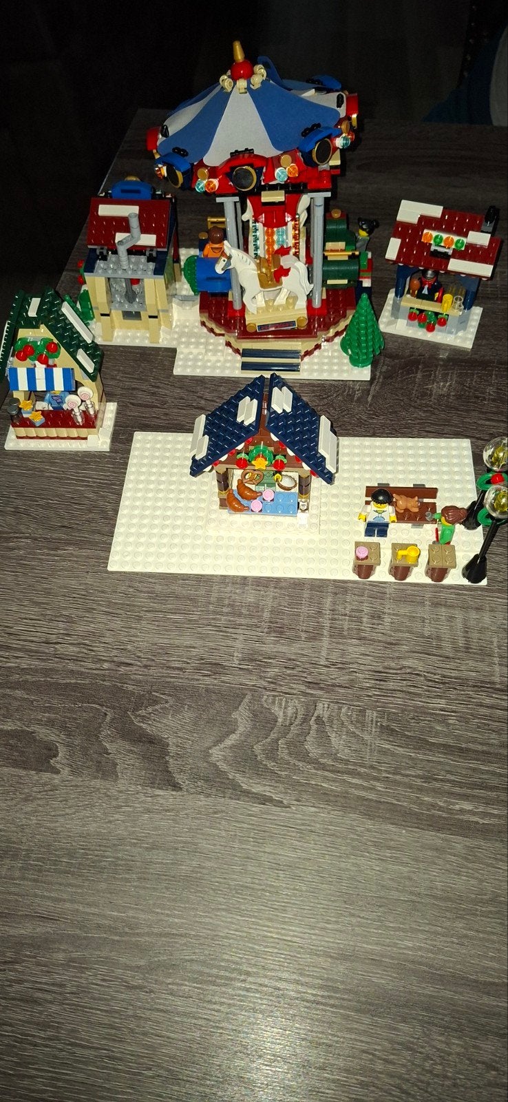 Te koop lego set 10235winter village market, Lego, Ophalen of Verzenden, Zo goed als nieuw, Complete set
