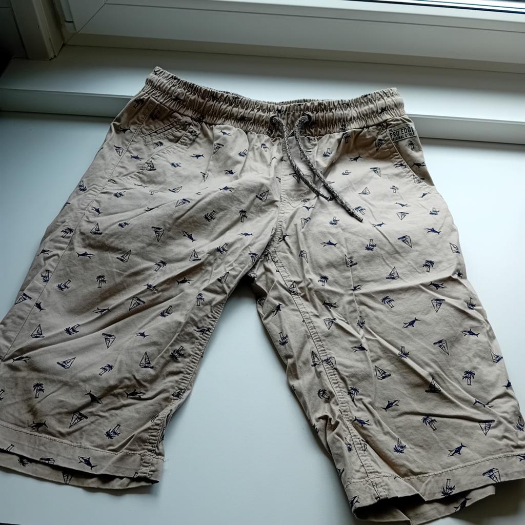Korte broek met maritieme print maat s, Kleding | Heren, Broeken en Pantalons, Onbekend, Beige, Ophalen of Verzenden, Gedragen