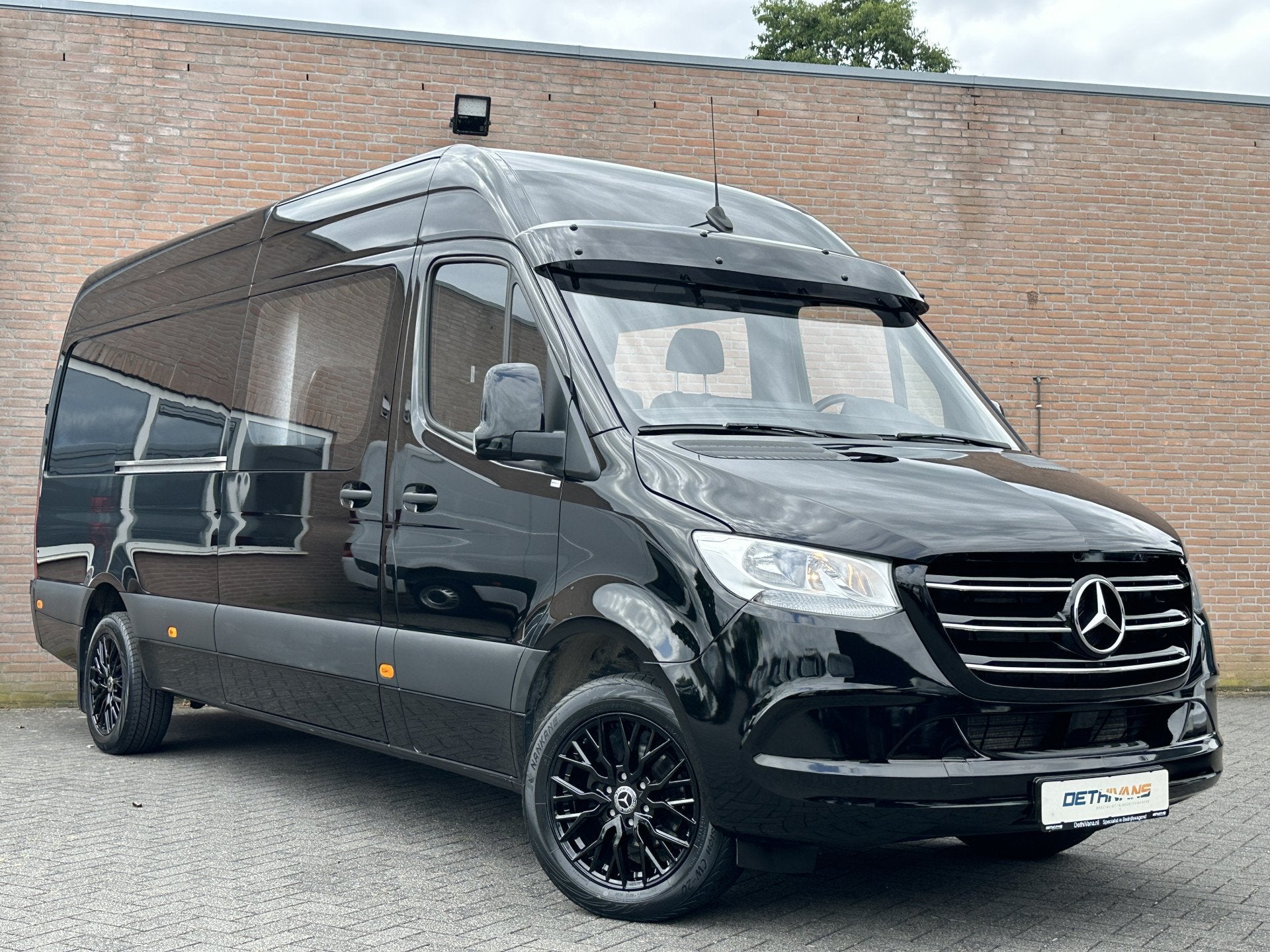 Foto 20 van Mercedes-Benz Sprinter 317CDI 170PK L3H2 Dubbelcabine 6-Pers