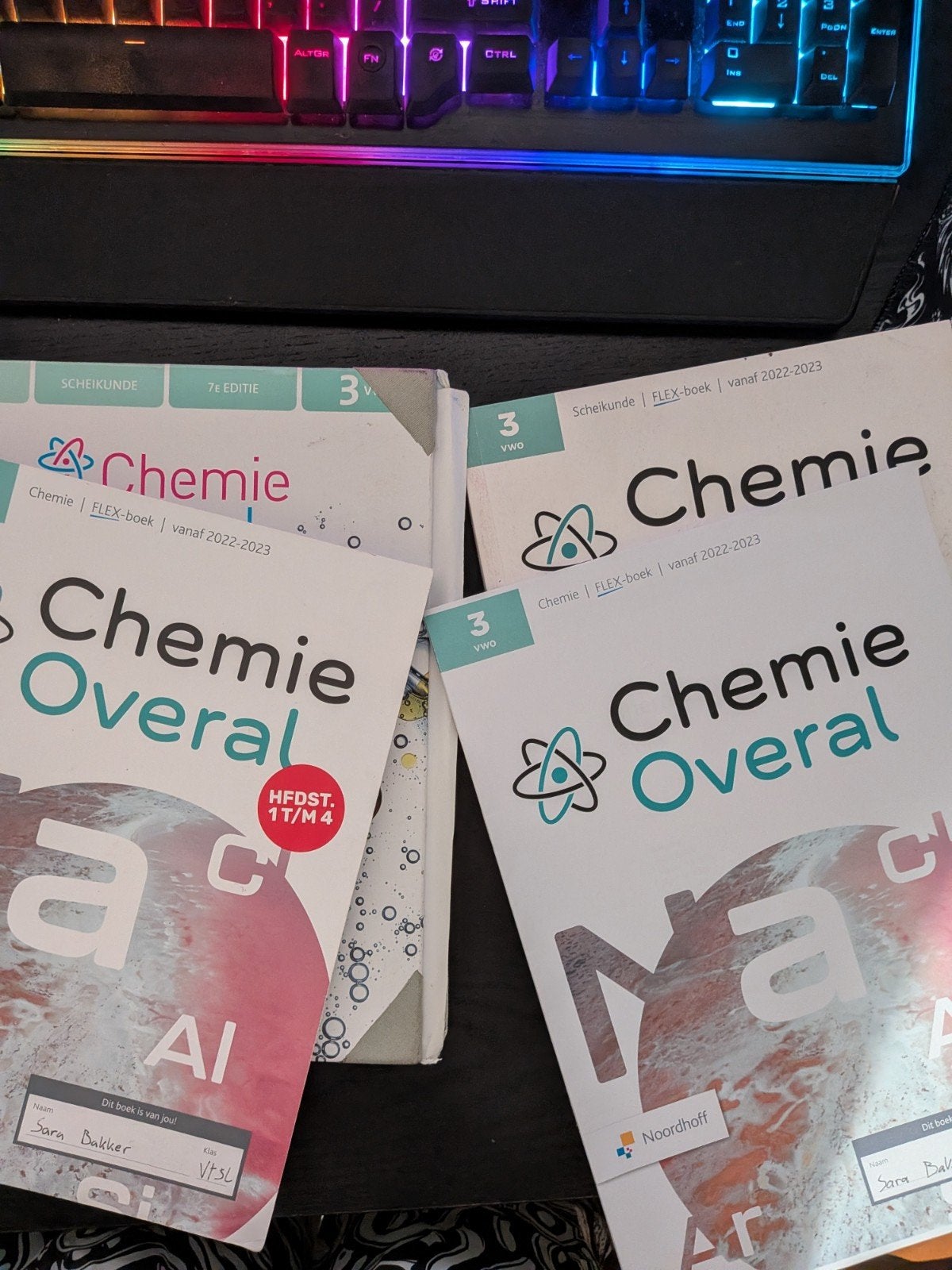 Chemie Overal VWO 3 FLEX-boek, Ophalen of Verzenden, Gelezen, VWO, Scheikunde