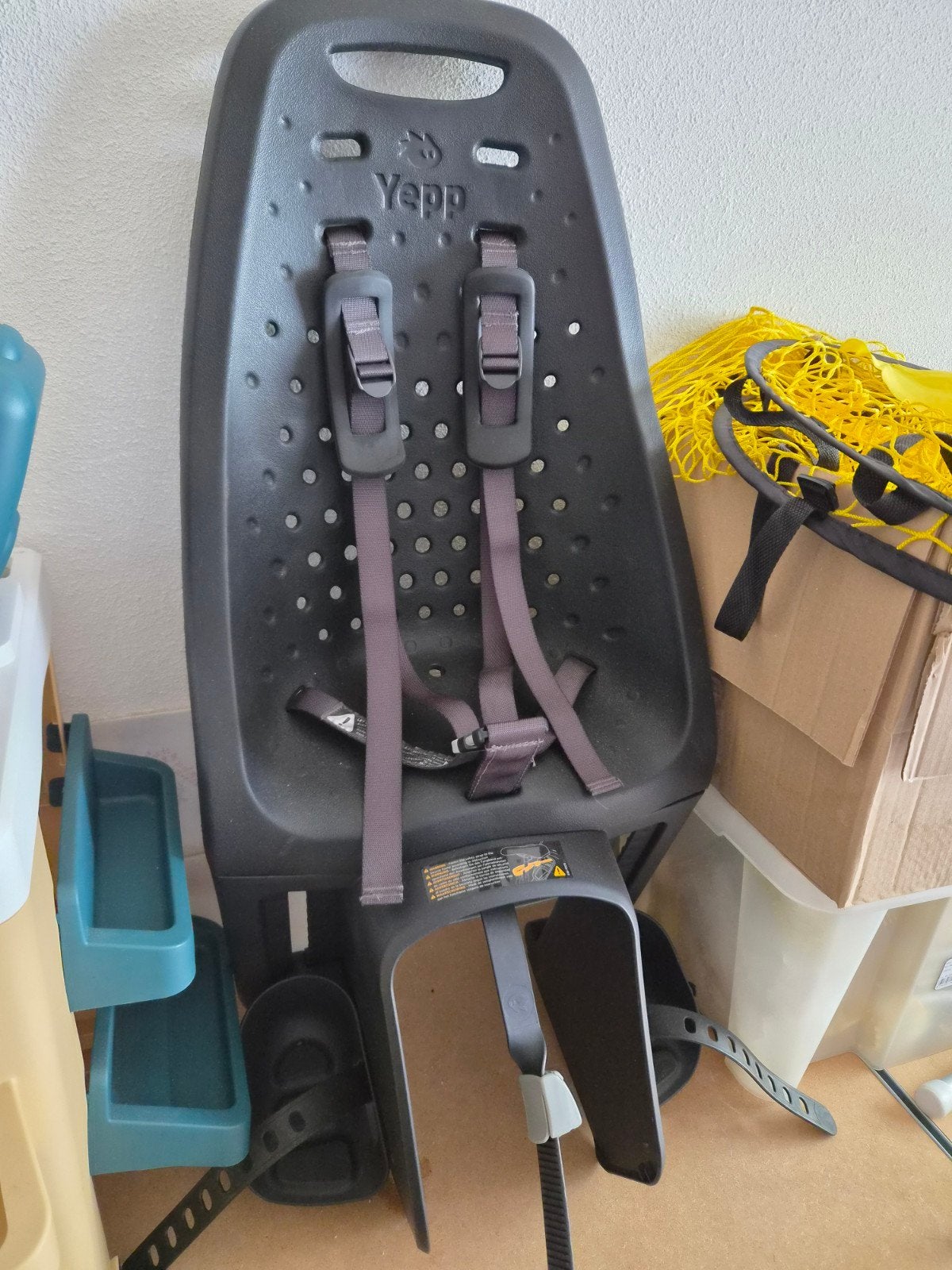 fietsstoeltje Yepp voor achterop, Ophalen, Zo goed als nieuw