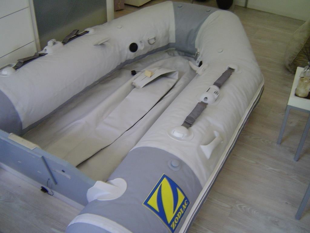 Zodiac rubberboot 230 met softbodem en Yamaha 6pk motor, Watersport en Boten, Rubberboten, Ophalen, Gebruikt, Motorslot, PVC