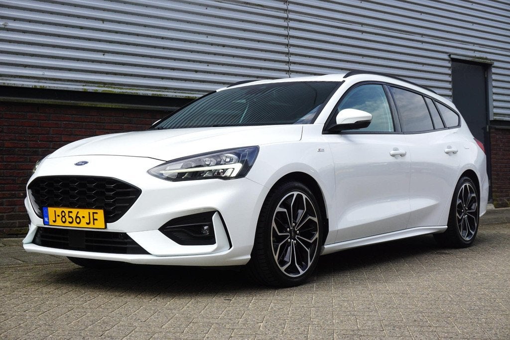 Ford Focus Wagon 1.0 EcoB. ST Line Business/B&O/18INCH/Winte, Gebruikt, Euro 6, 1283 kg, Wit