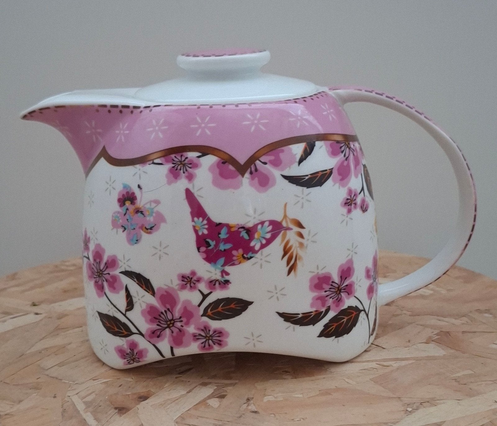 Xenos Birdy Collection Theepot Roze met Bloemen en Vogels, Overige typen, Ophalen of Verzenden, Zo goed als nieuw, Overige stijlen