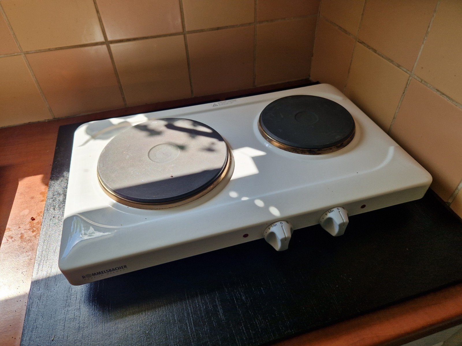 Draagbare elektrische kookplaat met 2 zones, 3 kookzones of minder, Ophalen of Verzenden, Zo goed als nieuw, Vrijstaand