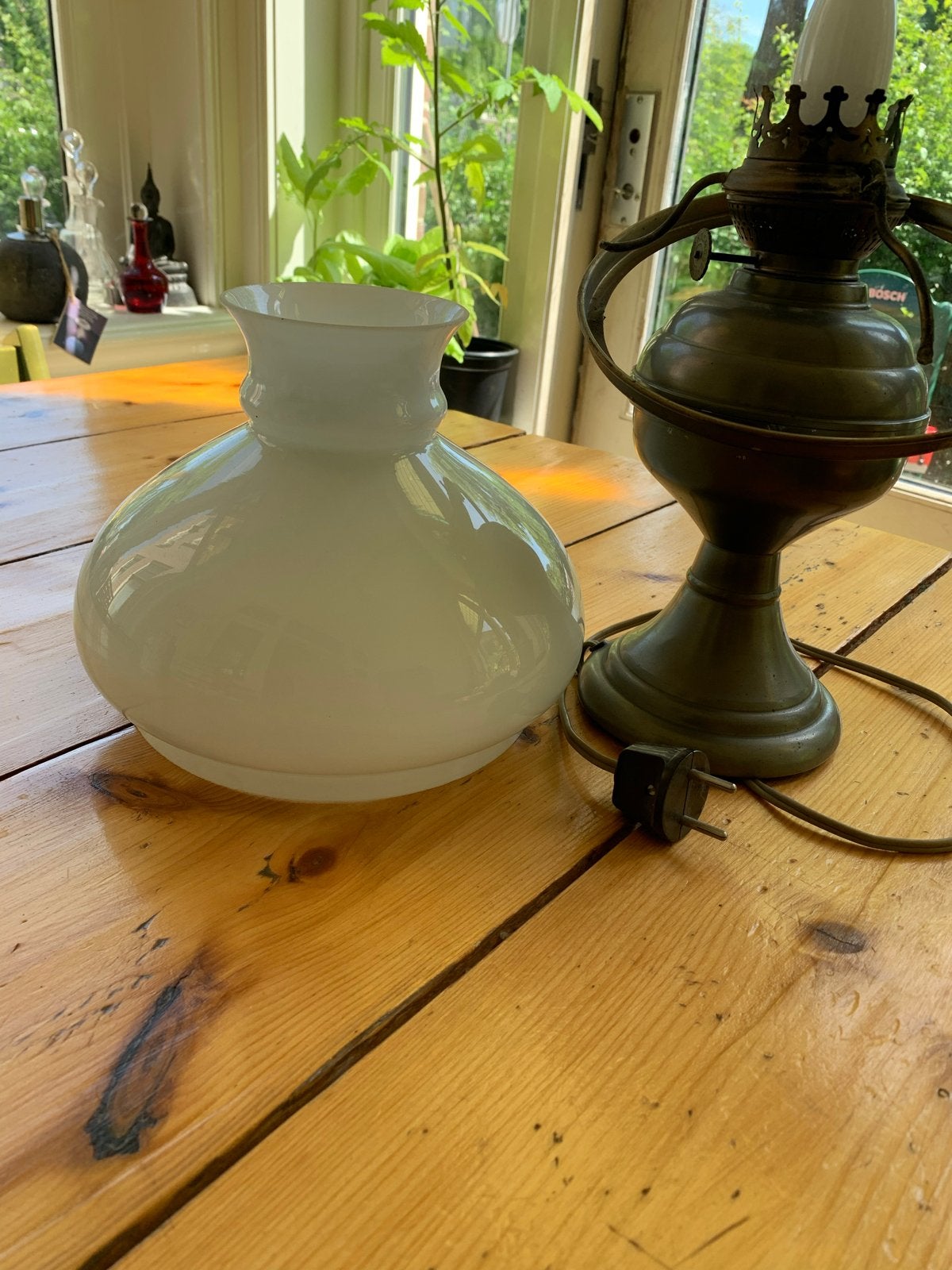 Vintage lamp met witte kap - dragers te solderen, Antiek en Kunst, Ophalen of Verzenden