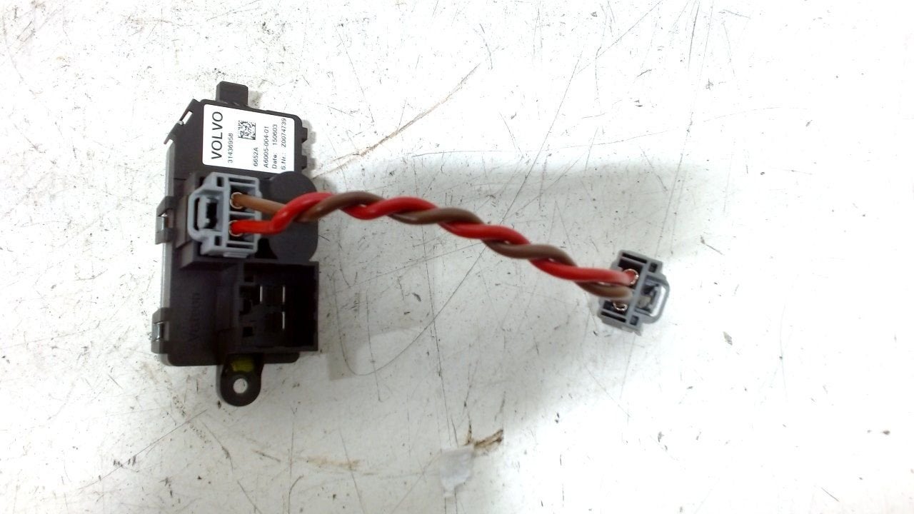 Kachelweerstand Volvo V40, Onderdelen@venauto.nl, Van der Ven Autorecycling B.V., Gebruikt, Ettenseweg 76, 4706 PB Roosendaal, The Netherlands