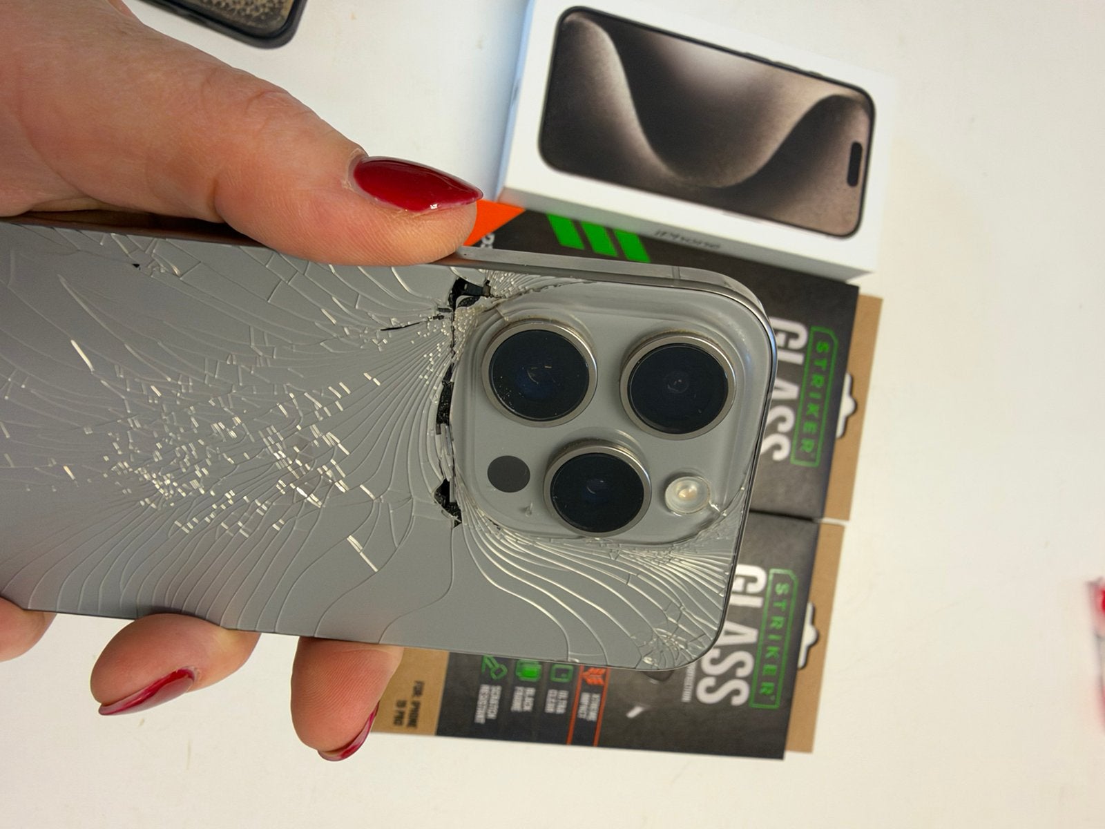 Foto 11 van iPhone 15 Pro 128GB – 87% batterij