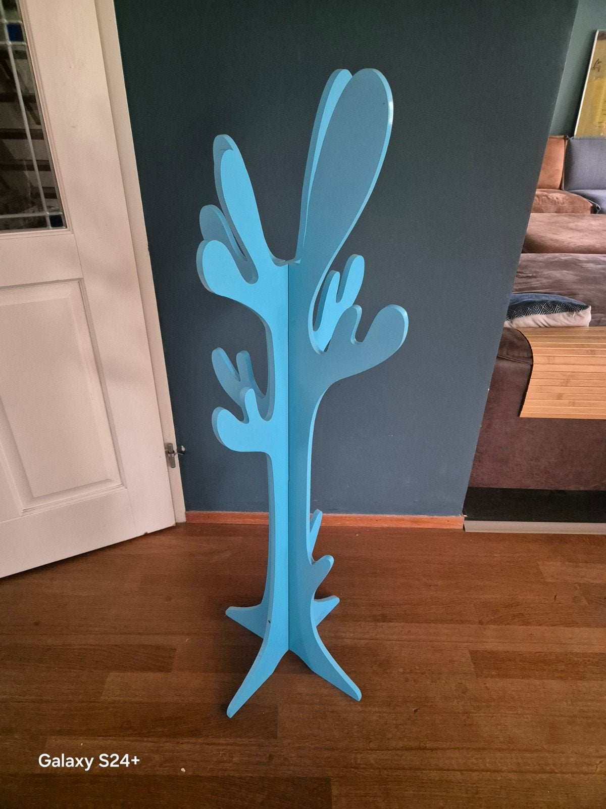 Leuke blauwe staande kapstok, 125 cm hoog, Gebruikt, 100 tot 150 cm, Ophalen of Verzenden, Staande kapstok