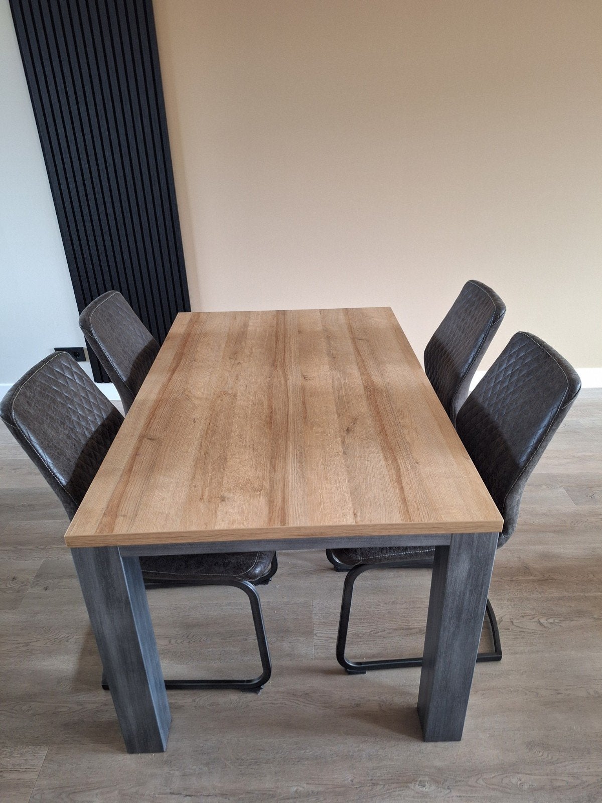 Complete eethoek., Ophalen, Zo goed als nieuw, 4 tot 6 stoelen