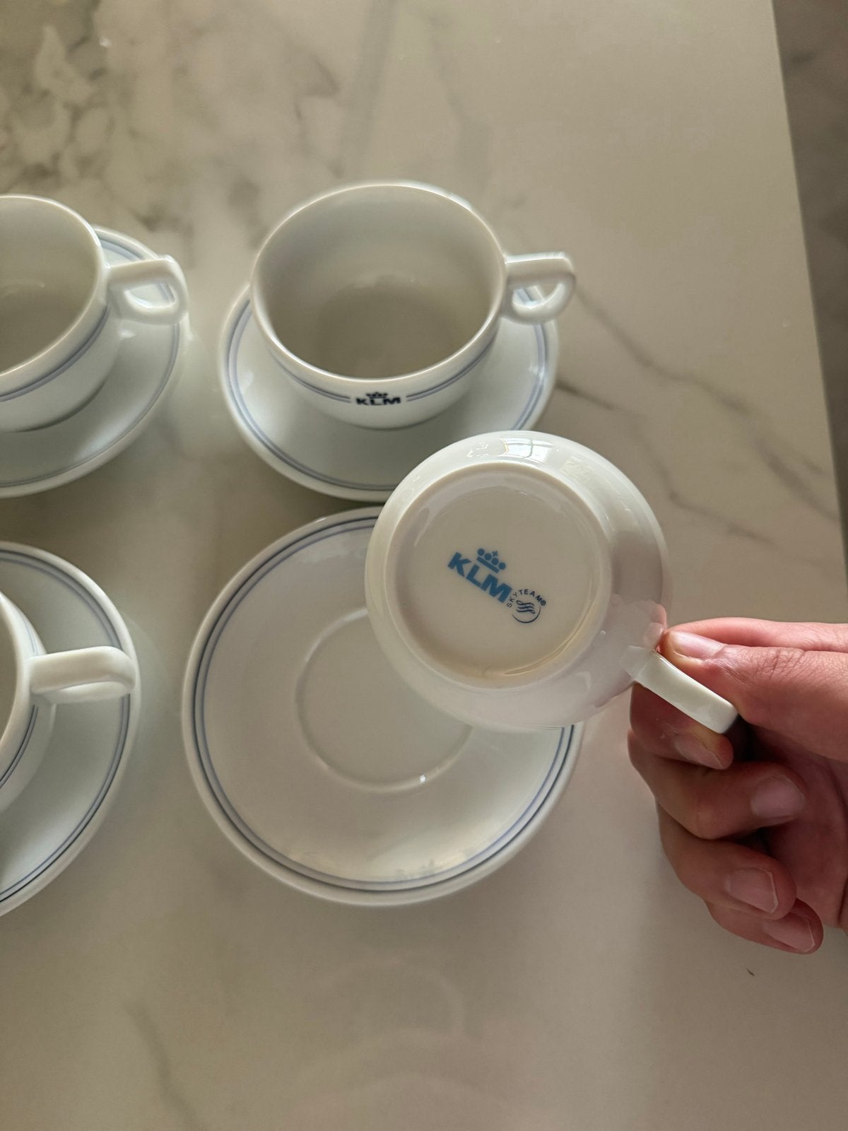KLM koffie kopjes met schotel - Set van 4, Overige merken, Keramiek, Vintage, Ophalen of Verzenden
