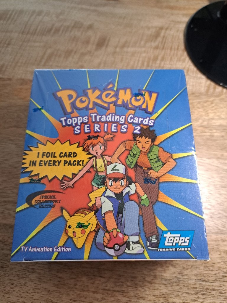 Topps series 2 Booster box SEALED, Hobby en Vrije tijd, Verzamelkaartspellen | Pokémon, Ophalen of Verzenden, Nieuw, Boosterbox