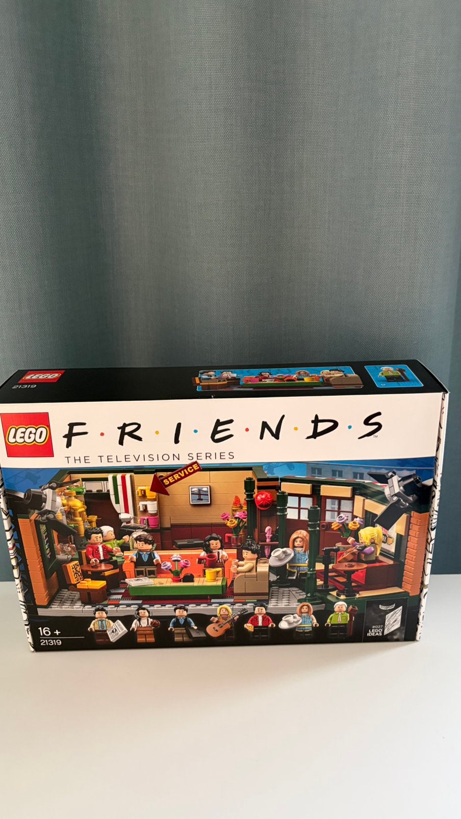 LEGO Ideas Friends Central Perk 21319 - Nieuw in doos, Overige thema's, Lego, Nieuw, Ophalen of Verzenden