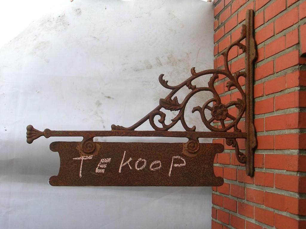 gietijzeren uithangbord, Ophalen, Nieuw