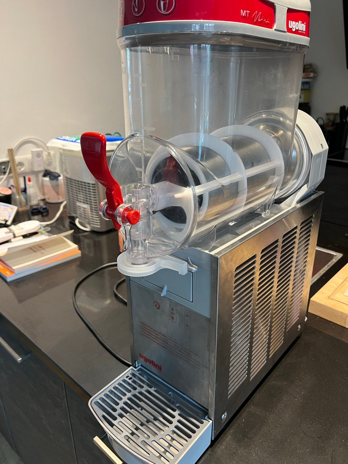 Ugolini MT Mini Slush Puppy Machine 6L, Ophalen, Zo goed als nieuw
