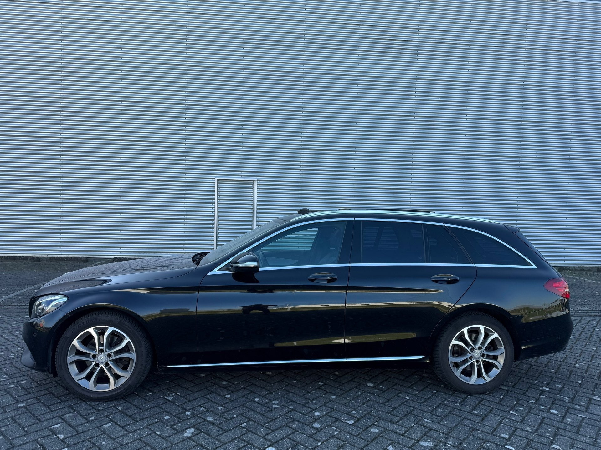 Foto 3 van Mercedes-Benz C-klasse Estate 220 CDI Edition NAP/PANO/CLIMA