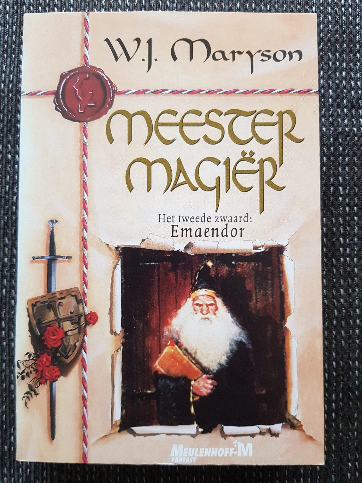 Meestermagier 2 zwaard emeandorhet tweede zwaard, Ophalen of Verzenden, Zo goed als nieuw, W.J. meryson