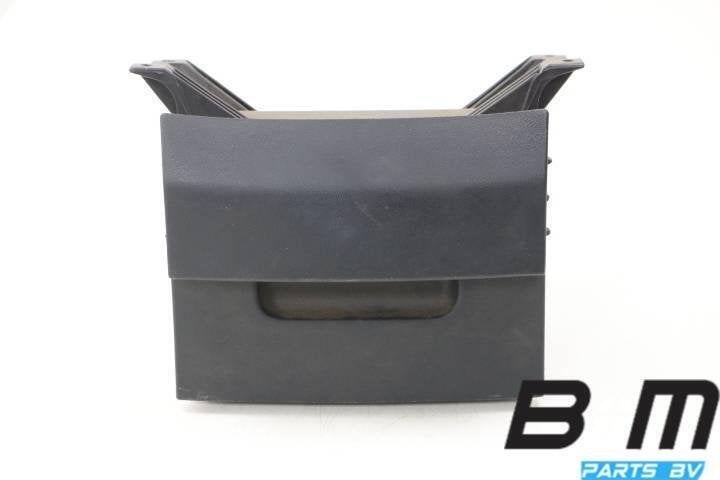Bakje onder stoel links Seat Leon 1P 5P0882603D, Gebruikt