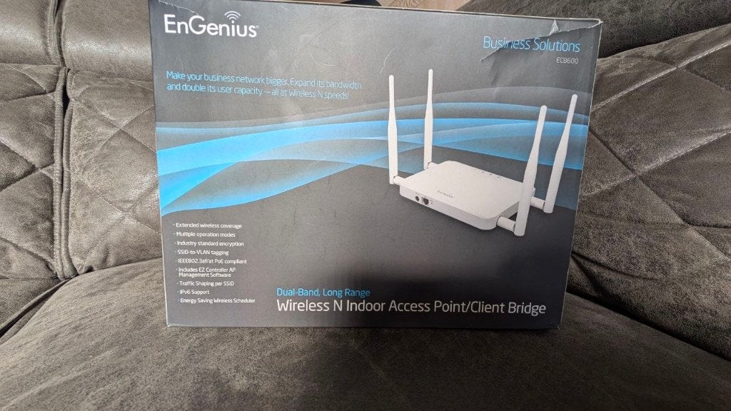 Engenius ECB600, Ophalen of Verzenden, Zo goed als nieuw, EnGenius